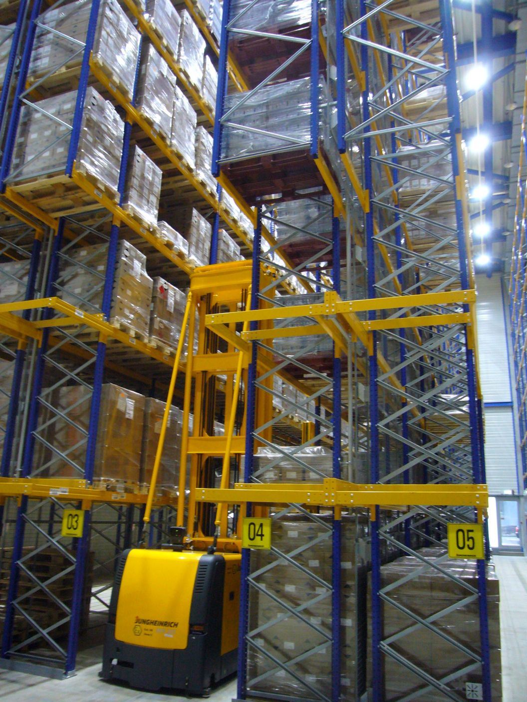 Hazardous Materials Storage, GMP, Pharmaceuticals, Explosion Protection, Aerosols, ASM, High-Rack Storage, Forklifts